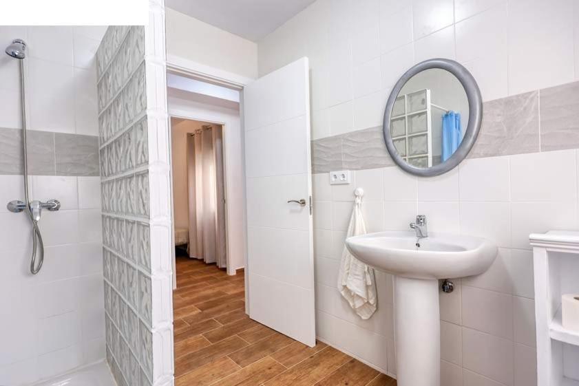 Casa Gardenia A 200m Playa Solo Familias Hébergement de vacances